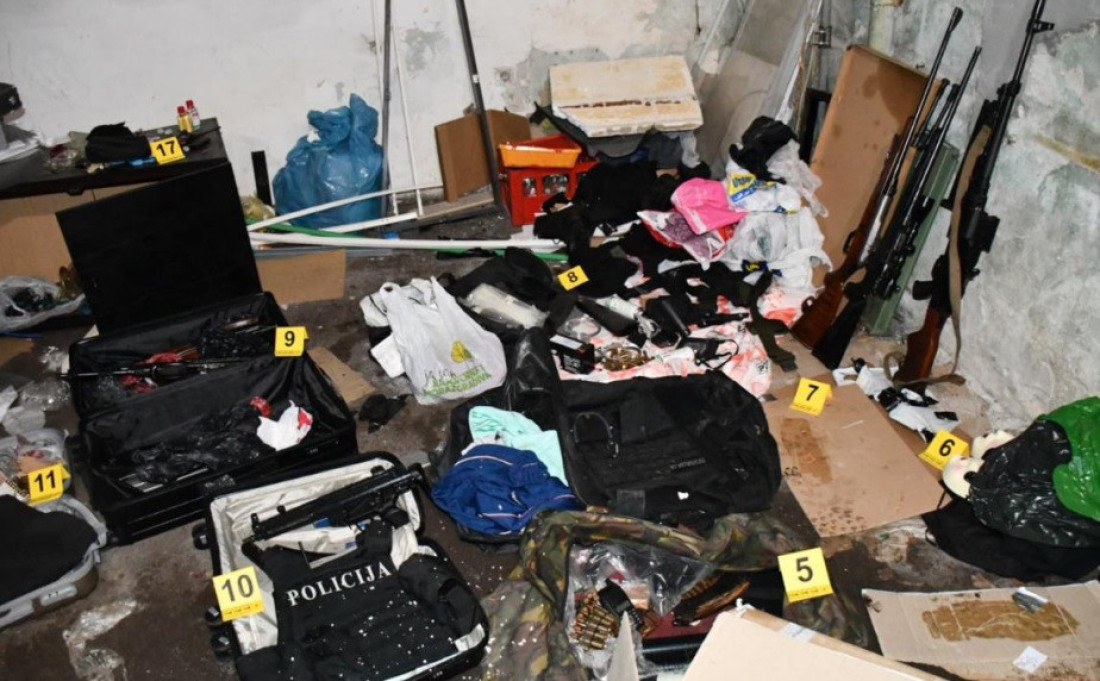 Oružar iz Zemuna pred tužiocem: Evo šta je ispričao o arsenalu nađenom u garaži (FOTO)