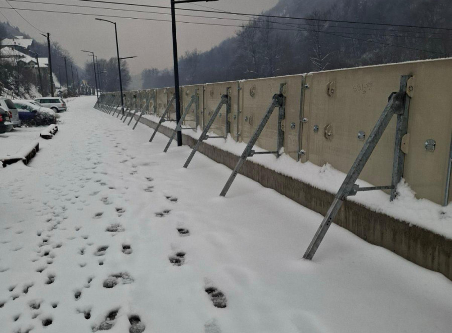 Apokalipsa u Srbiji! Katastrofa zbog ledne kiše - opsadno stanje u više mesta (FOTO/VIDEO)