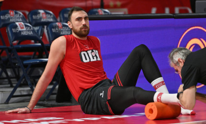 Milutinov ipak otputovao u Španiju! Vest obećava, ali ništa nije sigurno