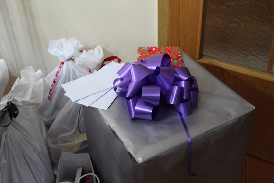 Vučević obišao samohranu majku sa troje dece u Kruščiću kod Kule (FOTO)