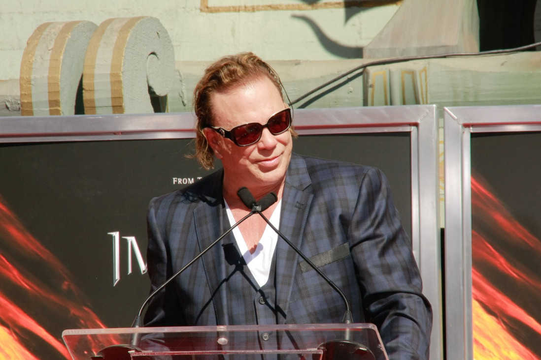 Miki Rurk u jeku dramatične selidbe tvrdi: Nikakvu milostinju ja nisam tražio! (VIDEO)