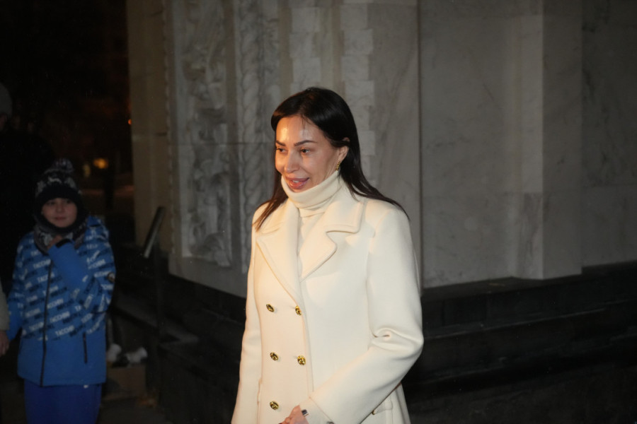 Bogdana Ražnatović otputovala kod supruga Veljka u Rusiju! Zagrljeni čestitali Srpsku novu godinu! (FOTO)