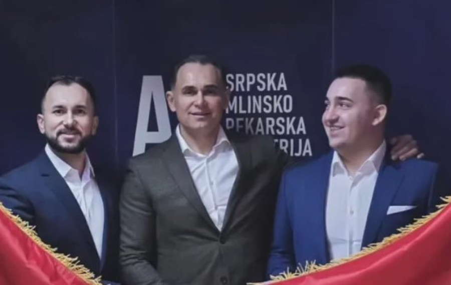 Rodio se sin! Bivši verenik Jovane Jeremić saopštio srećne vesti!