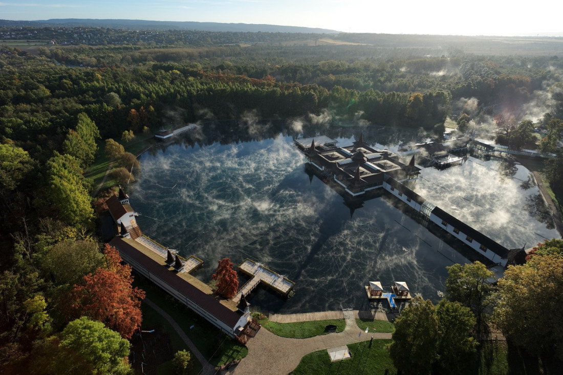 Hévíz - jezero u komšiluku u kom se možete kupati 365 dana godišnje