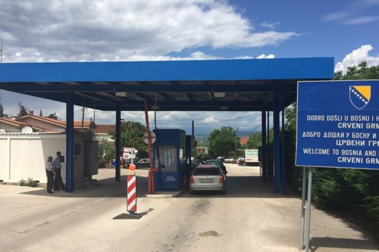 Bahati premijer ignoriše građane: Propali pregovori, meštani Botuna spremili novu taktiku