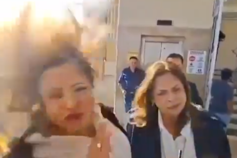 Hteo da pomogne ljudima, pa stradao: Sveštenik se vezao za 1.000 balona i odleteo, kraj je jeziv (VIDEO)