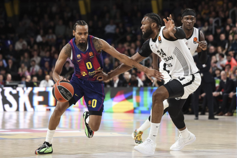 Partizan pokazao zube Barsi, ali ništa više od toga: Crno-beli ponovo poraženi, debitovao Džekiri!