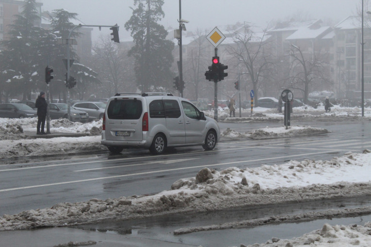 Oglasili se iz Puteva Srbije zbog najavljenih ledenih dana: Apeluju na vozače