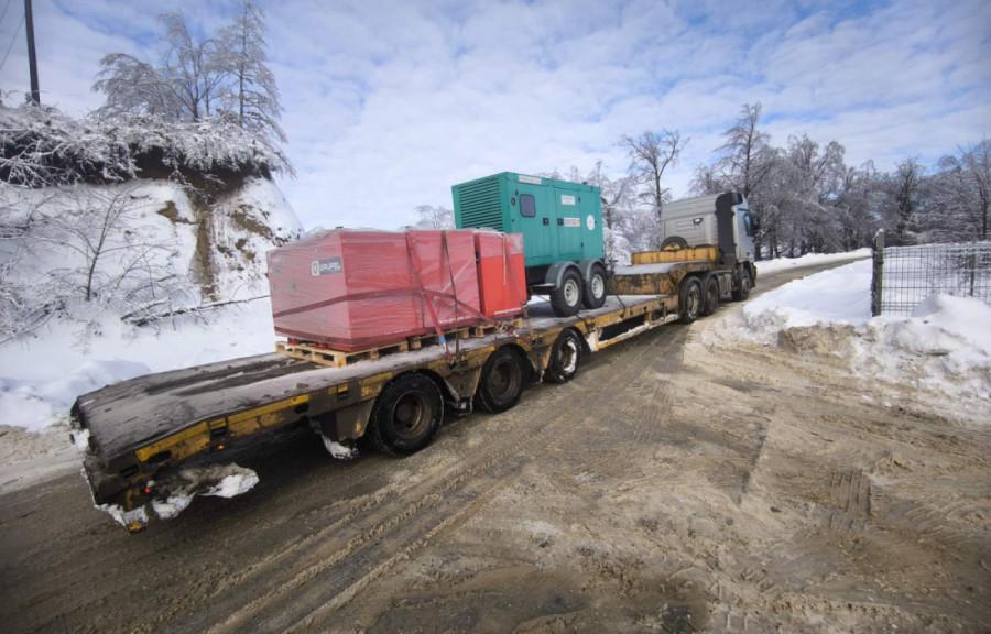 Srbija pod snegom: MUP angažovao sve kapacitete, agregati stižu u najugroženije gradove