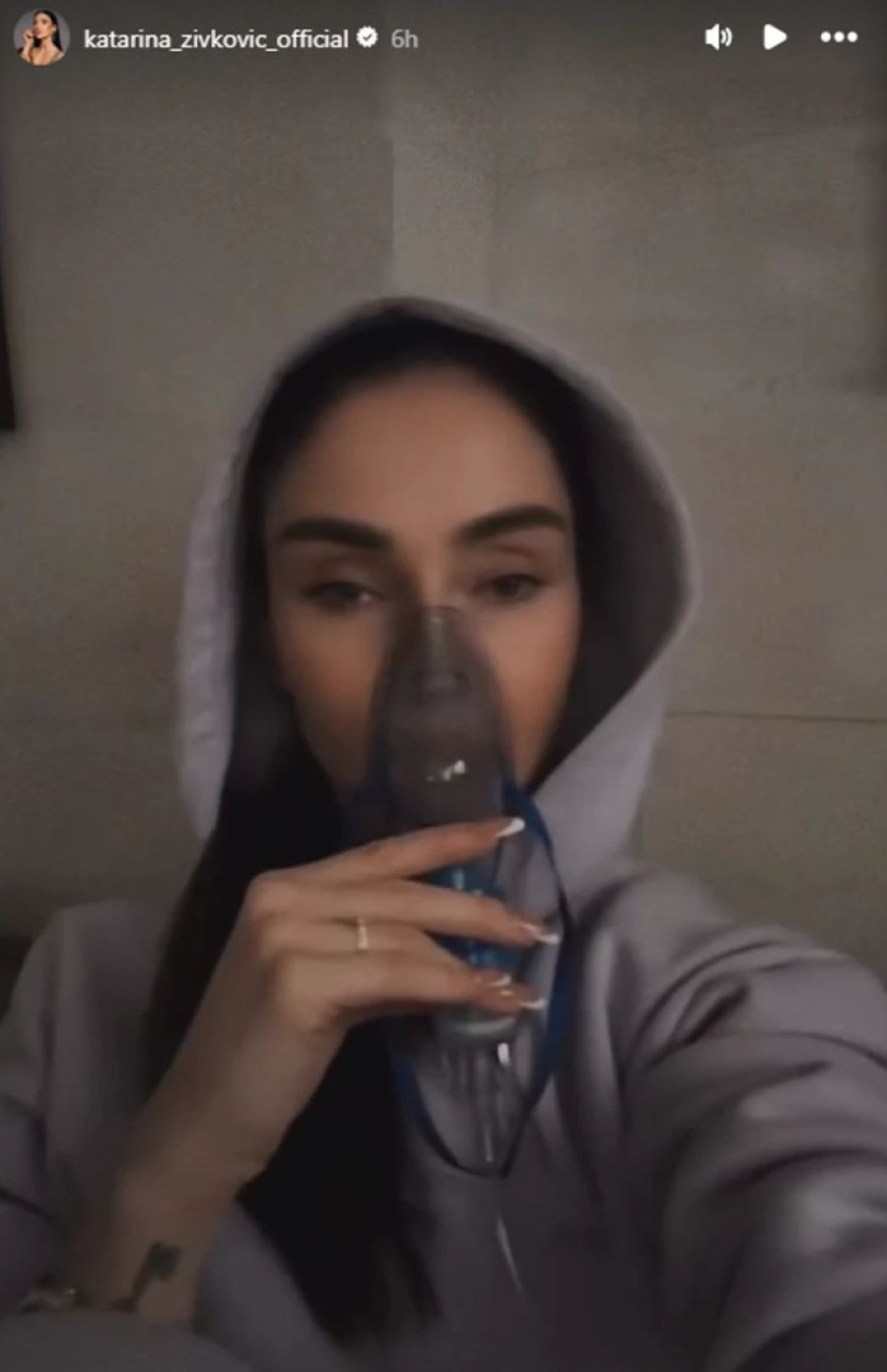 Katarina Živković zbog narušenog zdravlja morala da otkaže nastup: Evo šta se dešava! (FOTO)