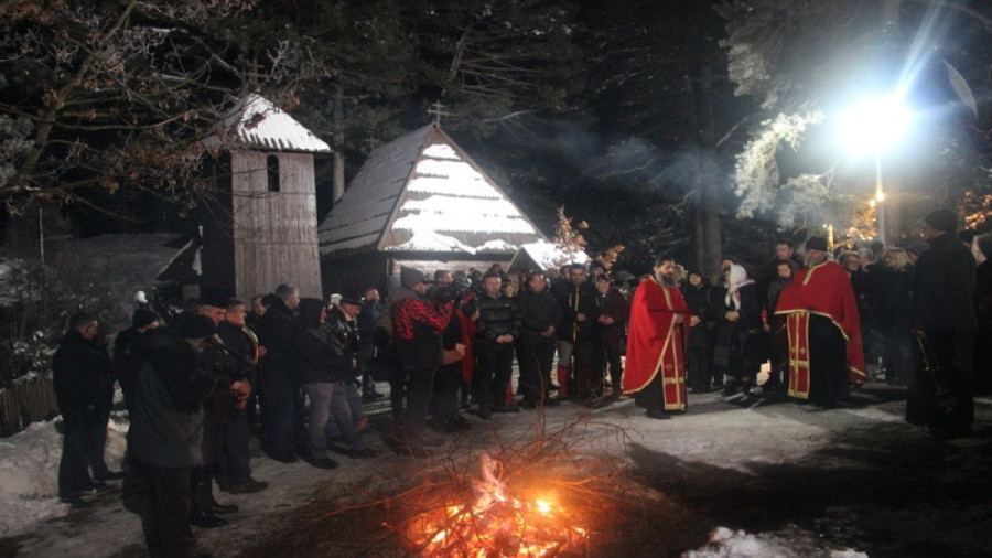 Pljeskavica 450 dinara, kafa 150: Na ovoj srpskoj planini vam ne trebaju milioni da biste uživali!