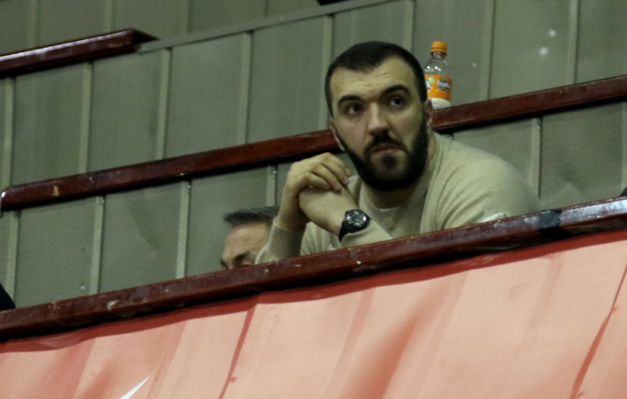 Ko je Violeta, žena Nikole Pekovića, koja ga je prijavila za nasilje? Starija osam godina od njega, a evo čime se bavi