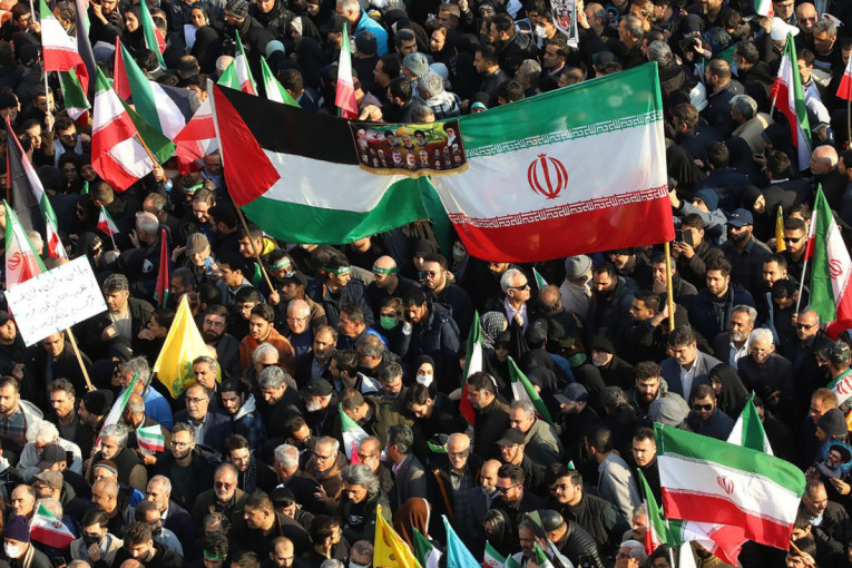 AI prevara veka: Glumili kralja Filipa na video-pozivima i izvlačili novac od moćnika!