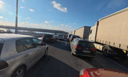 Kreće vikend haos na putevima! Vozačima izdato hitno upozorenje, jedna greška može skupo da vas košta