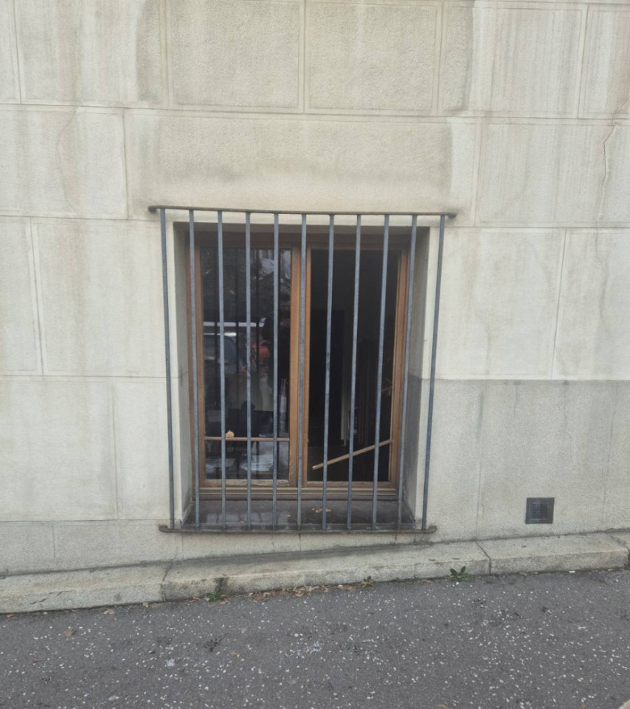 Krivična prijava zbog lomljenja prozora i stakla na vratima Patrijaršije