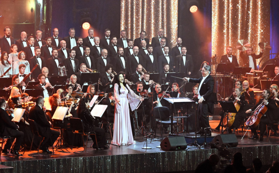 Održan veličanstven "Beogradski novogodišnji koncert": Burni aplauzi i ovacije za raskošni muzički spektakl (FOTO)