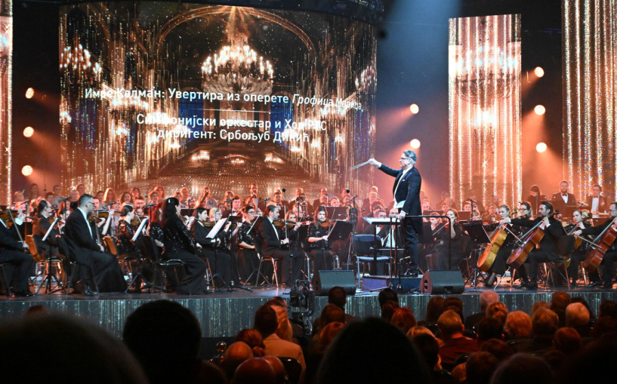 Održan veličanstven "Beogradski novogodišnji koncert": Burni aplauzi i ovacije za raskošni muzički spektakl (FOTO)