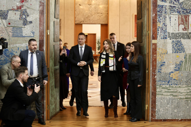 Sijarto: MOL želi većinsko vlasništvo u NIS-u! Narednih dana prvi značajan korak u pregovorima (VIDEO/FOTO)