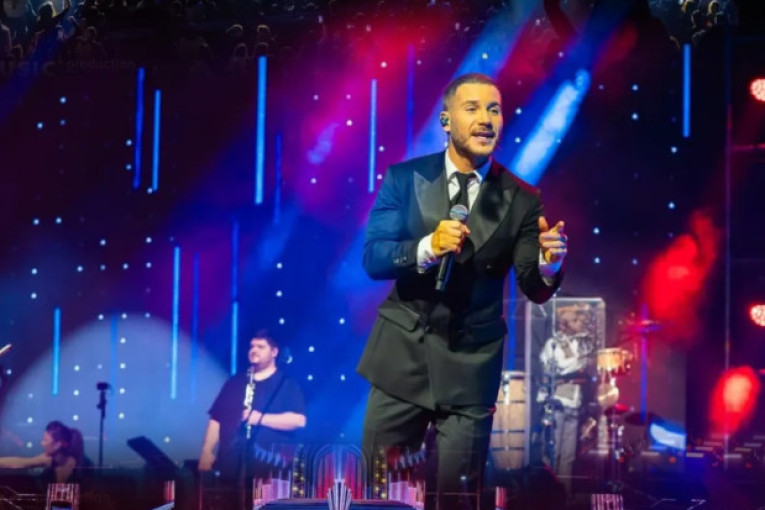 Magija Saše Kovačevića se nastavlja: Pogledajte zašto se za spektakl u Sava centru ponovo traži karta više! (VIDEO)