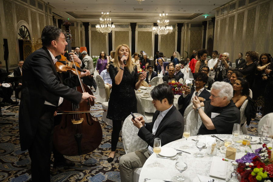 Spektakularni koncert, ovacije, ajvar i "Niška banja" usred Indije: Zubin Mehta sa Beogradskom filharmonijom proslavio 90. rođendan (FOTO)