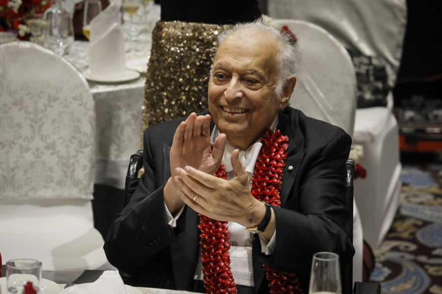 Spektakularni koncert, ovacije, ajvar i "Niška banja" usred Indije: Zubin Mehta sa Beogradskom filharmonijom proslavio 90. rođendan (FOTO)