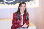 Kraljica Letizija opet diktira trendove: Njena crvena jakna je privukla svu pažnju (FOTO)