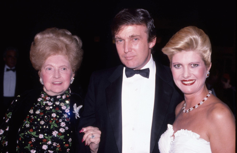 Stari intervju Trampove majke osvaja internet: Ljudi fascinirani koliko liče, "imaju istu frizuru i mimiku" (VIDEO)