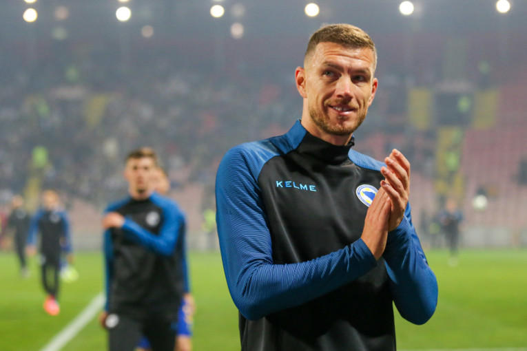 Bomba: Džeko potpisao za drugoligaša!