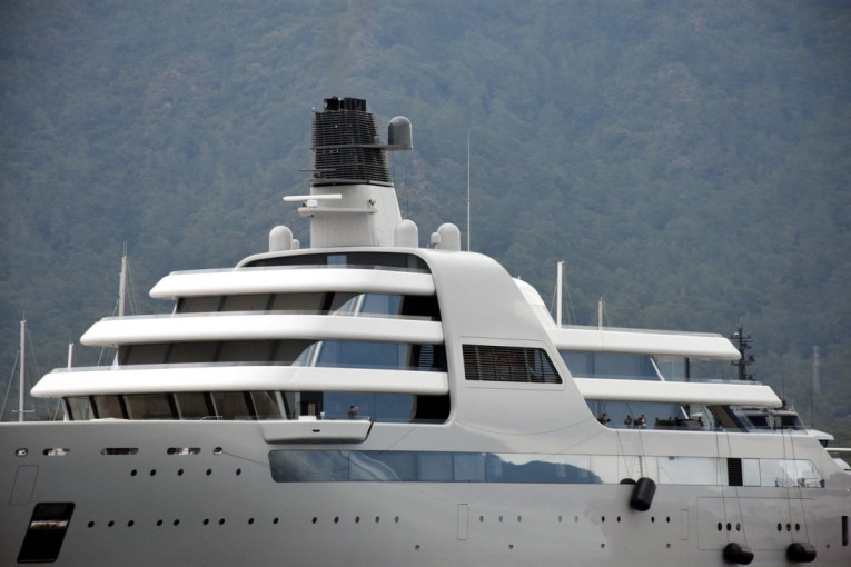 Makron se uplašio ruske rakete: Evropi treba sopstveni "Orešnik"