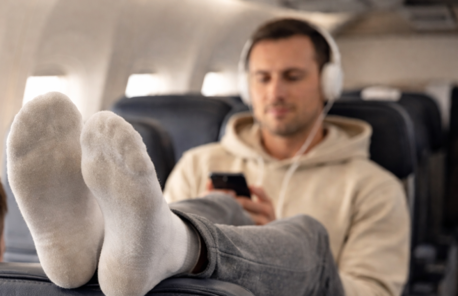 Ovo je osam najnepristojnijih stvari koje možete da uradite u avionu, prema rečima osoblja i stručnjaka za bonton