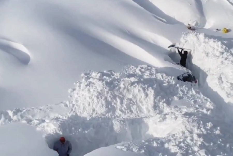 Kupali se na -37! Više od 3.600 ljudi ušlo u ledenu vodu za Bogojavljenje u Rusiji