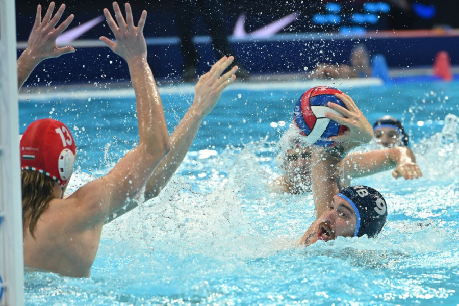 Srbija u polufinalu EP! Moćni Delfini potopili i Mađarsku! (FOTO)