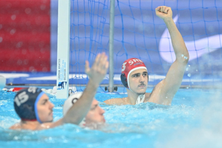 Srbija u polufinalu EP! Moćni Delfini potopili i Mađarsku! (FOTO)