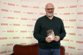 Darko Tuševljaković dobitnik NIN-ove nagrade: Trijumf romana "Karota" (FOTO)