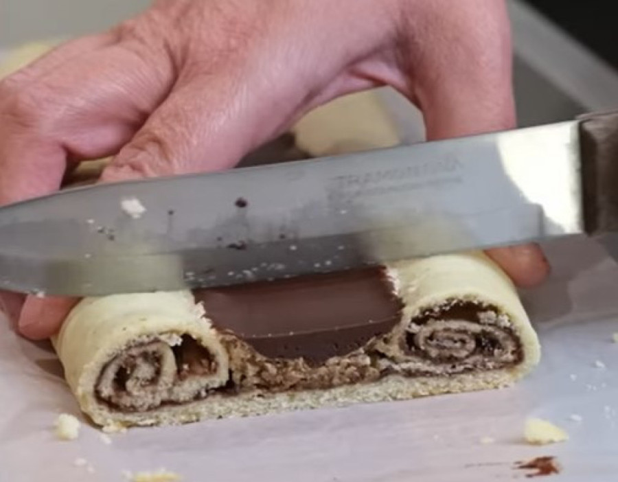 Recept dana: Dedin brk sa nadevom od oraha je poslastica zanimljivog izgleda koja se lako pravi