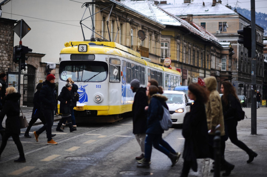 Film koji puni ulice Milana: Turisti iz celog sveta obilaze lokacije iz "Đavo nosi Pradu 2"
