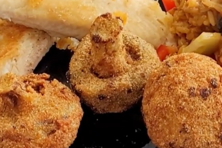 Recept dana: Vlaški pileći paprikaš na starinski način, greje i dušu i telo