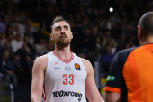 Milutinov doživeo potres mozga! Srbin pod znakom pitanja za Anadolu Efes!
