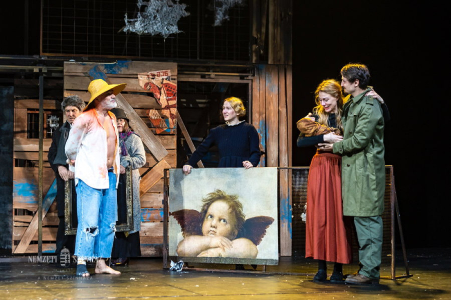 Ne preporučuje se mlađima od 14 godina: Potresna Brehtova drama na sceni Narodnog pozorišta (FOTO)