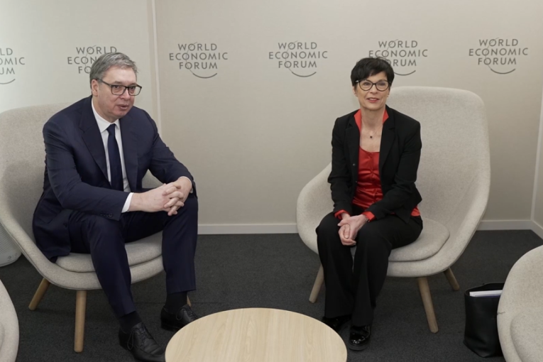 Lažomer: Blokaderi=parodija (VIDEO)