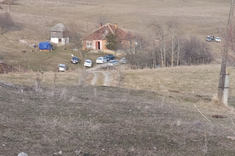 Nesreća na gradilištu u Beogradu: Radnik pao sa skele, prebačen na VMA