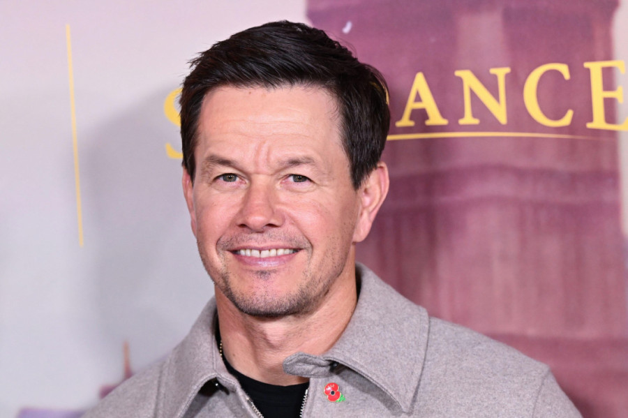 Propali film Rajana Rejnoldsa postao hit na Netfliksu: Reditelj smatra da su razlog Epstinova zverstva (VIDEO)