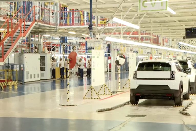 U Kragujevcu počela proizvodnja "Grande pande" na benzin (VIDEO)