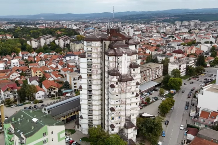 Detalji drame u Novom Pazaru: Požar koji je zahvatio industrijski kompleks pod kontrolom (FOTO/VIDEO)