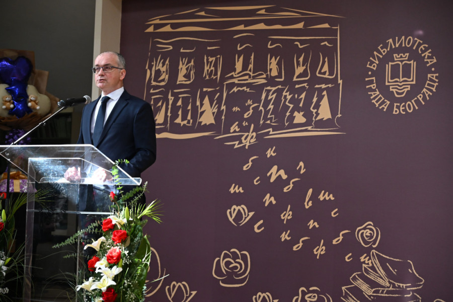 Biblioteka grada Beograda proslavila 98. rođendan: Dodeljene nagrade i otkriven najčitaniji naslov u prošloj godini (FOTO)