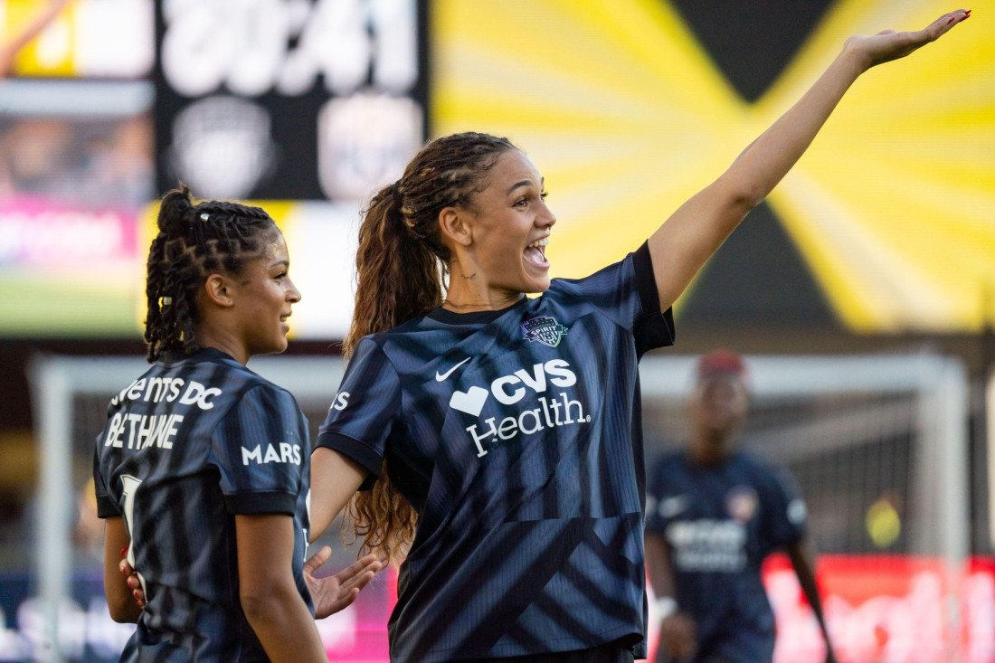 Krunisana najplaćenija dama u kopačkama: Nećete verovati koliko zarađuje, a i otac joj je bio šampion! (FOTO)