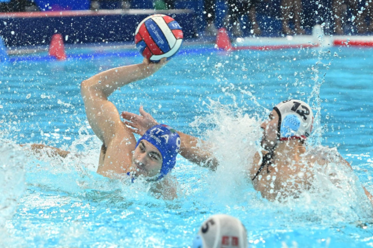 Srbija osigurala medalju na EP! Delfini u Areni napadaju evropski tron!