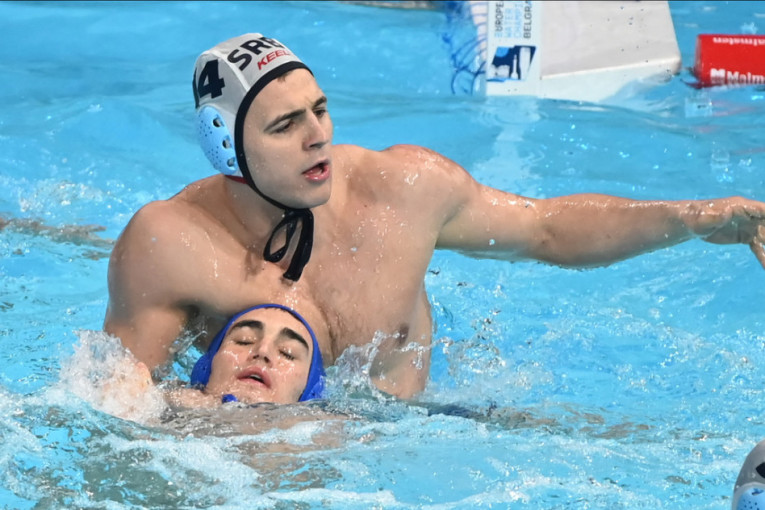 Srbija osigurala medalju na EP! Delfini u Areni napadaju evropski tron!