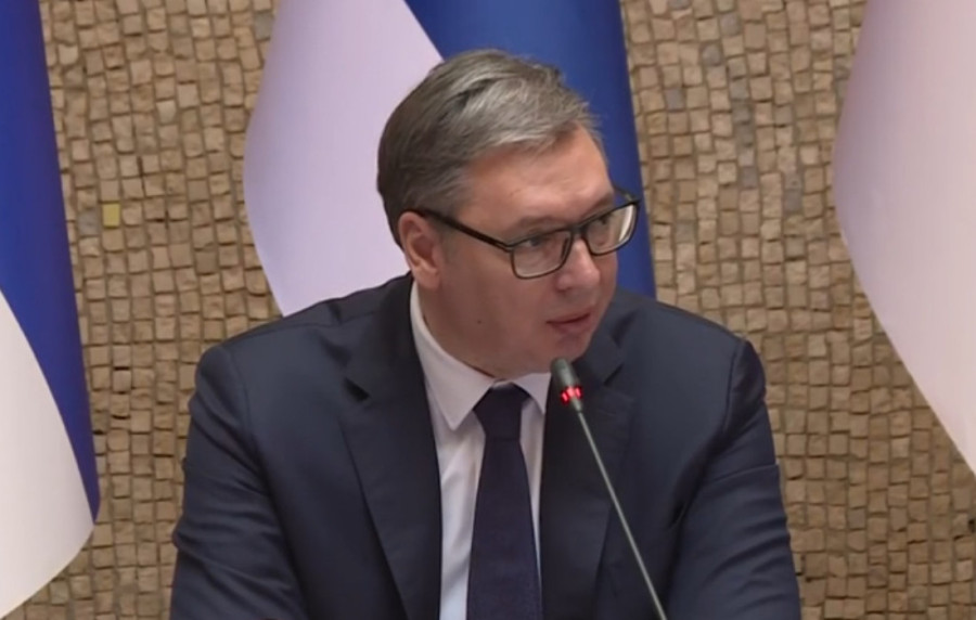 "Ova uprava, ona uprava – koga to briga, narod hoće rešenje problema" Vučić nikad oštriji na sednici Vlade, evo šta je poručio ministrima