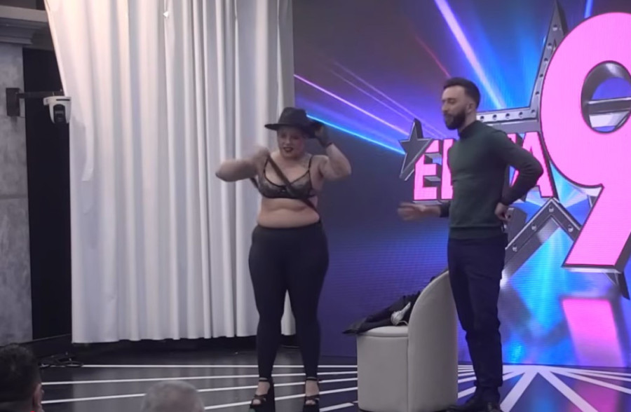 Jovana Tomić Matora sa šminkom i u štiklama! Obukla i čipkani brushalter: Ovakvu je nikad nismo videli (VIDEO)